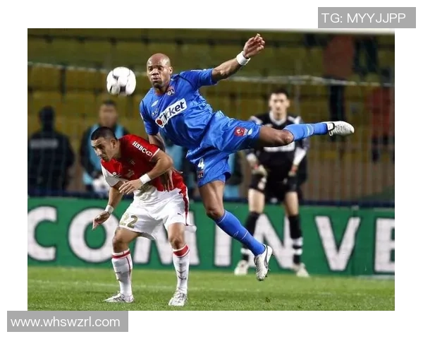 足球明星谁敢挑战我在绿茵场上的霸主地位与荣耀之路